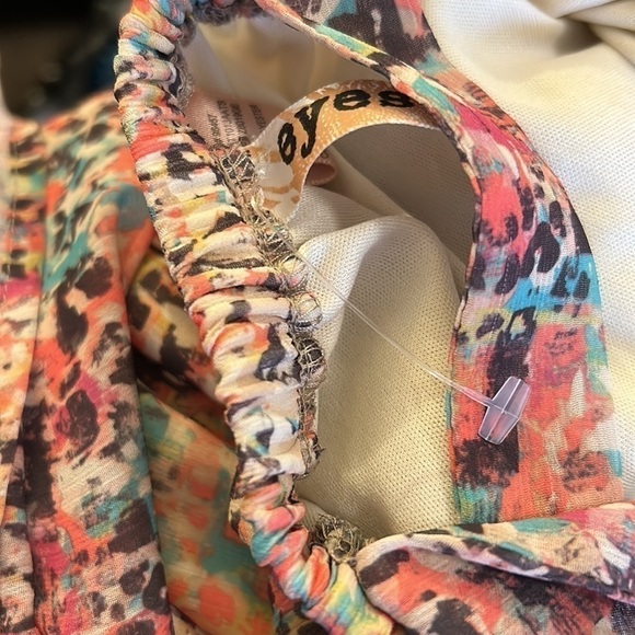 EyeShadow Vibrant Print Dress | SIZE M - Picture 5 of 5